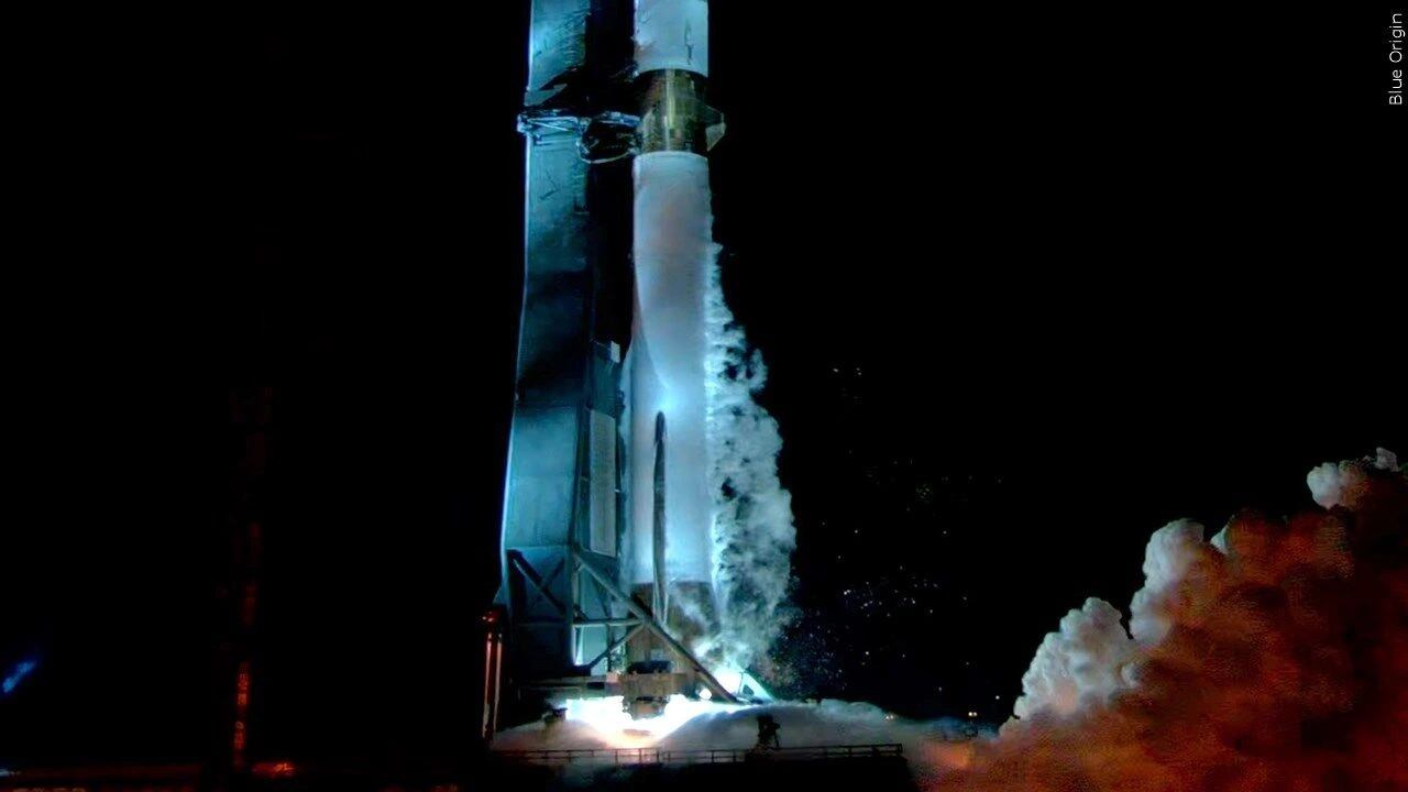 Blue Origin reusable rocket New Glenn booster landing on ocean barge during successful recovery mission