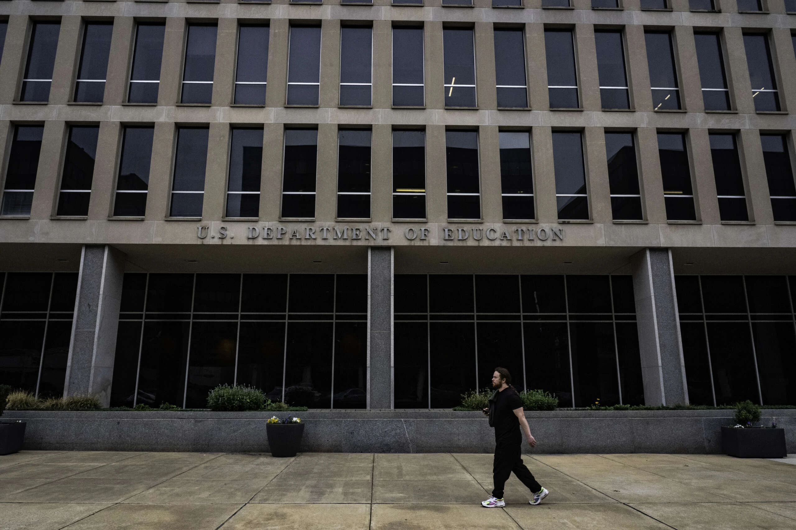 US Education Department officials discuss reorganization plans under Trump administration using non-disclosure agreements