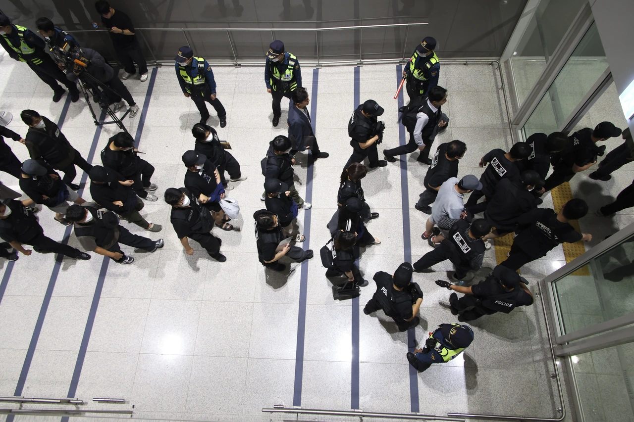 A government building in Seoul as authorities announce new measures under South Korea sanctions Prince Group during a widening crackdown on Cambodia-based scam networks.