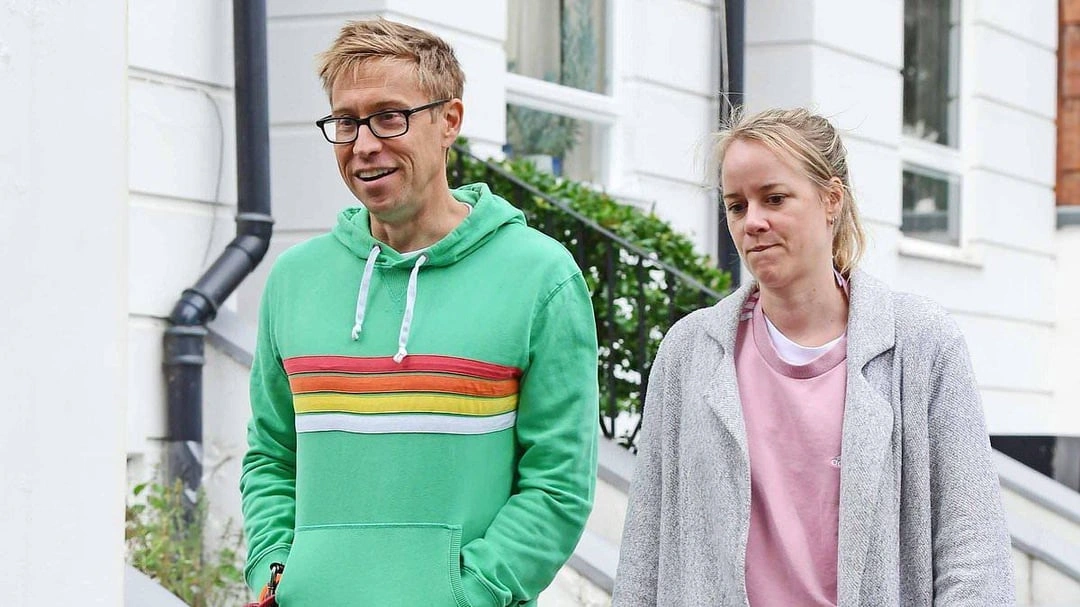 Russell Howard baby son Felix and the family’s announcement about his death shortly after birth and the Felix Foundation.
