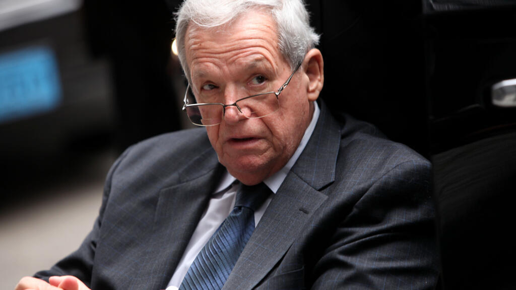 Dennis Hastert, Former House Speaker, Dies at 84